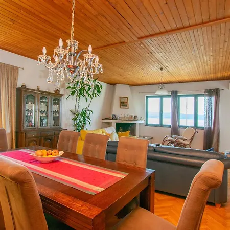 Apartments Ozren Omis Exterior photo