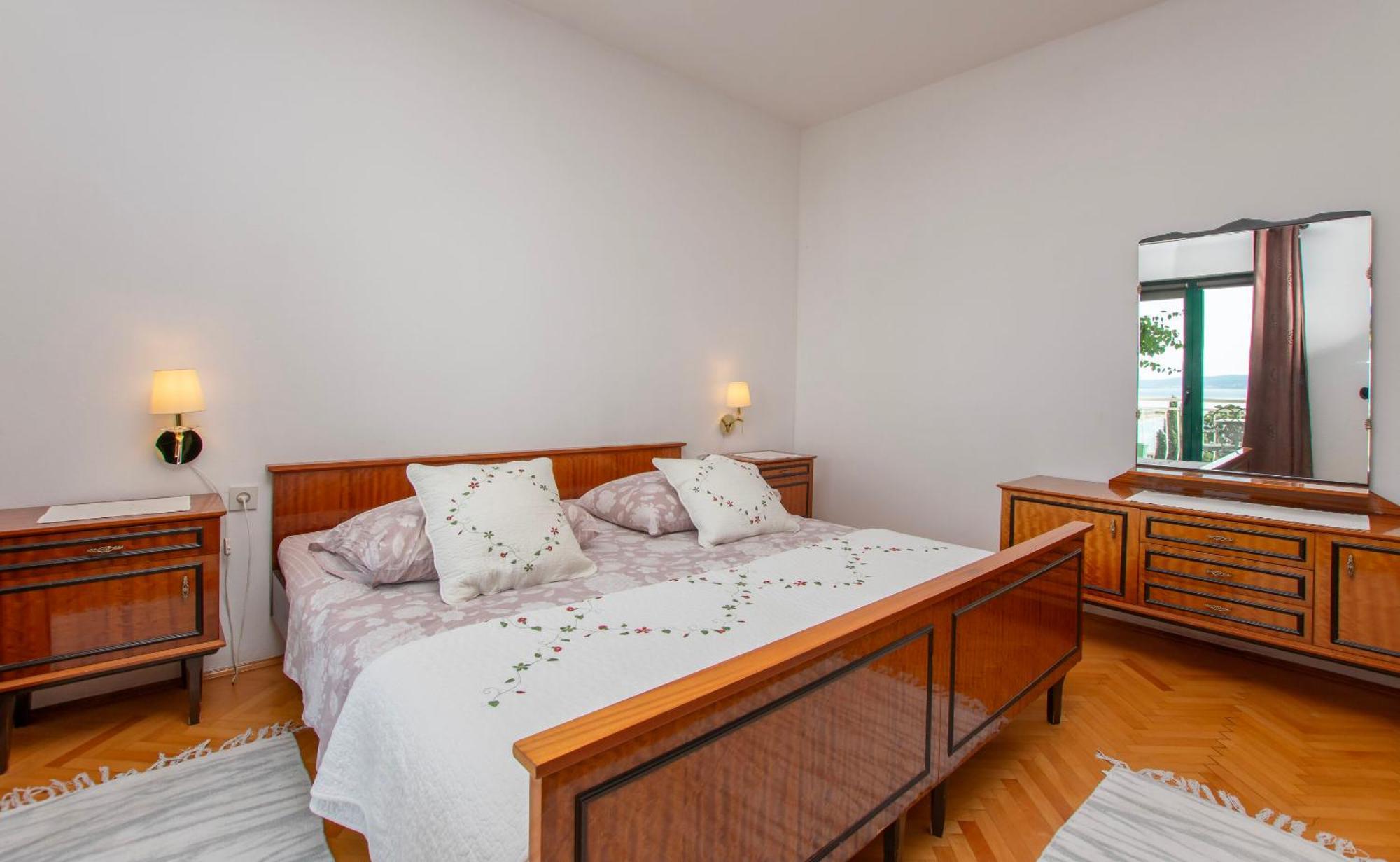 Ozren Apartment Omis