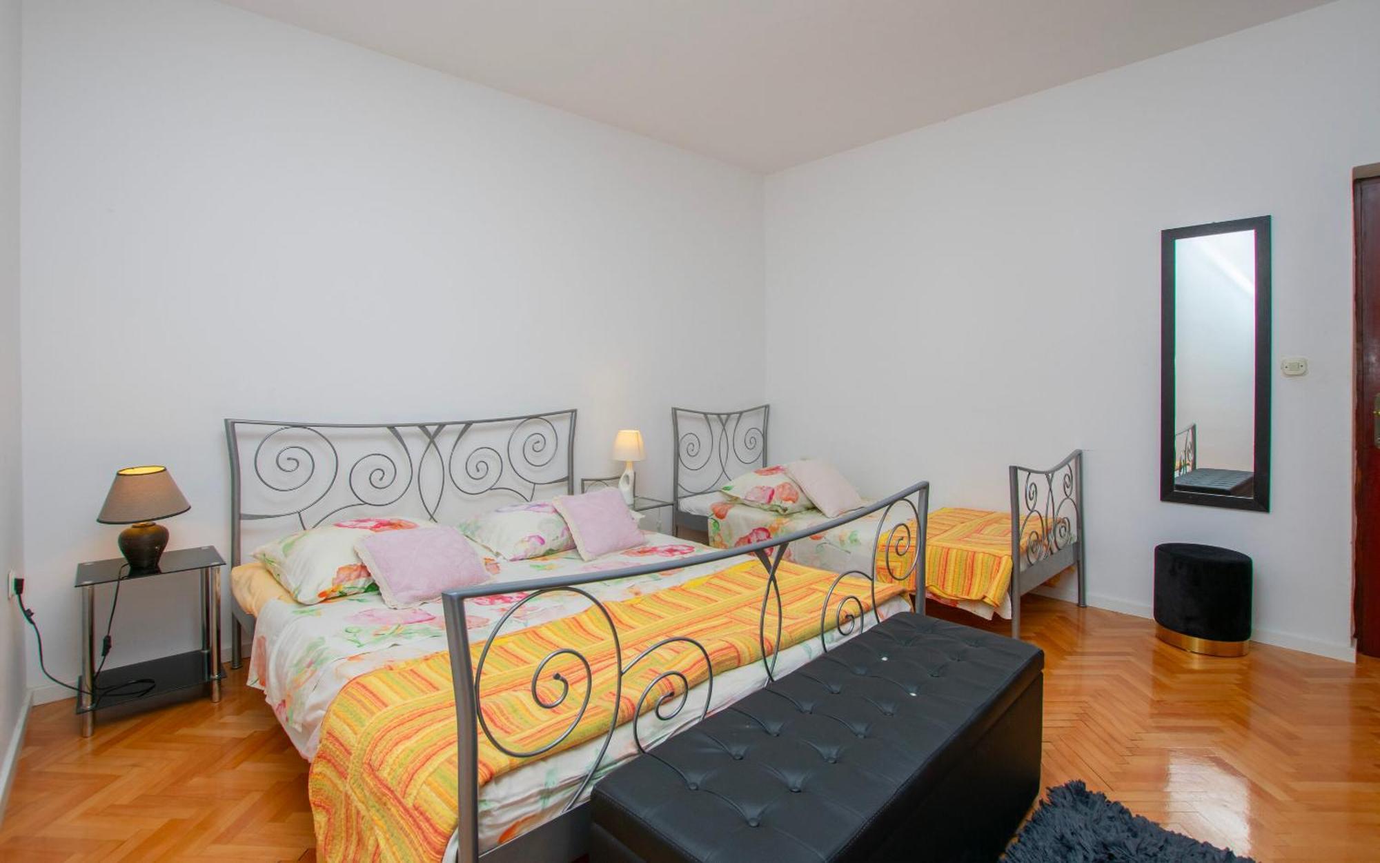 Ozren Apartment *