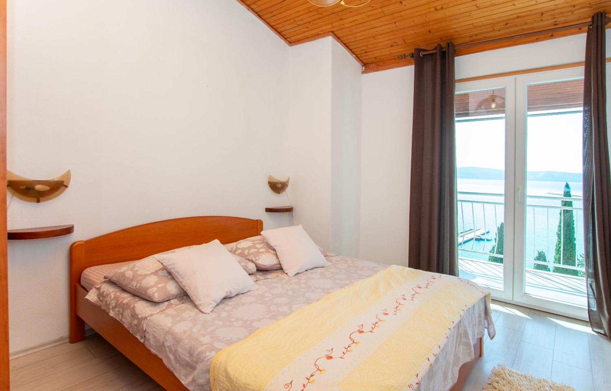 Ozren Apartman Omis
