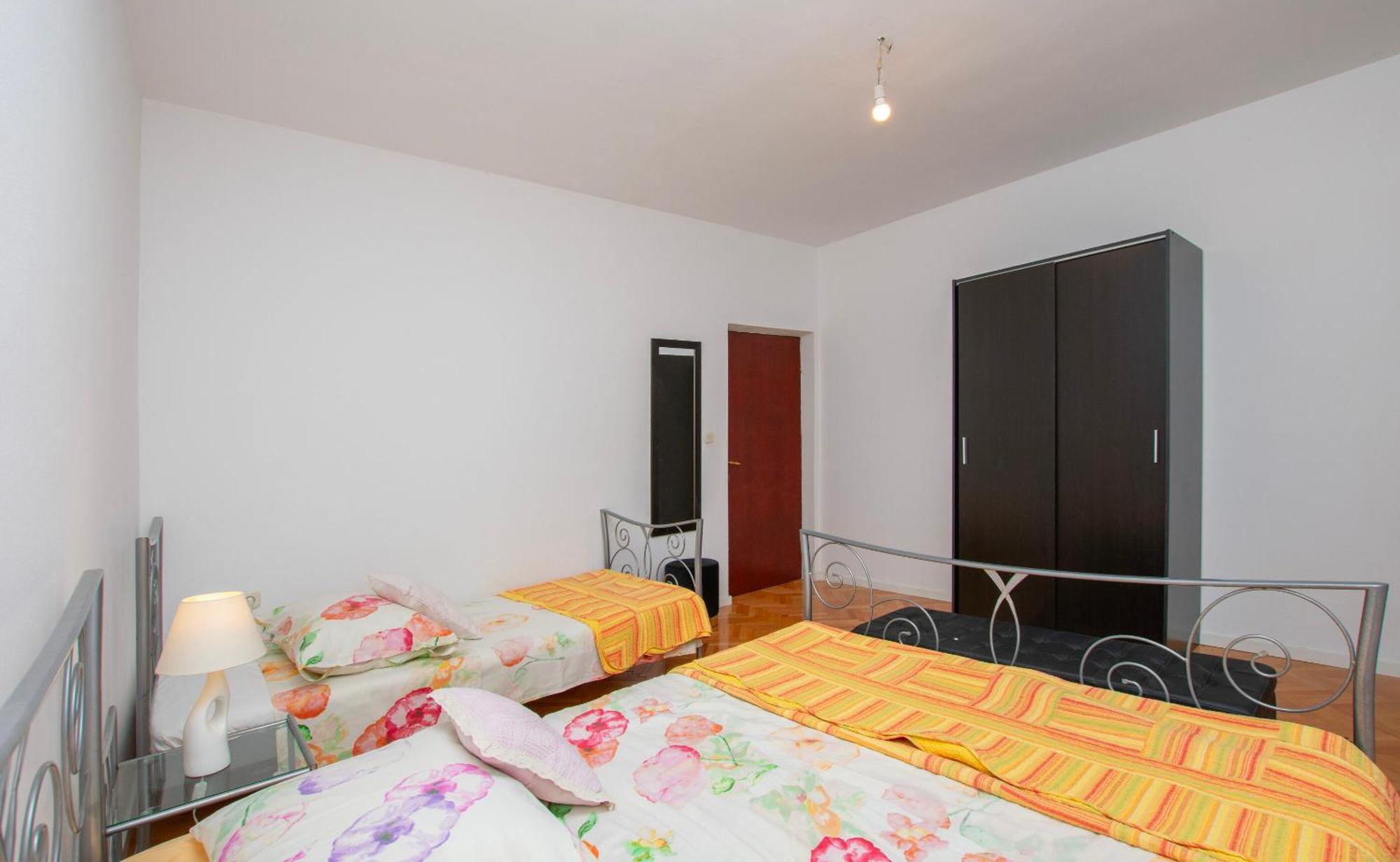 Ozren Apartment Omis
